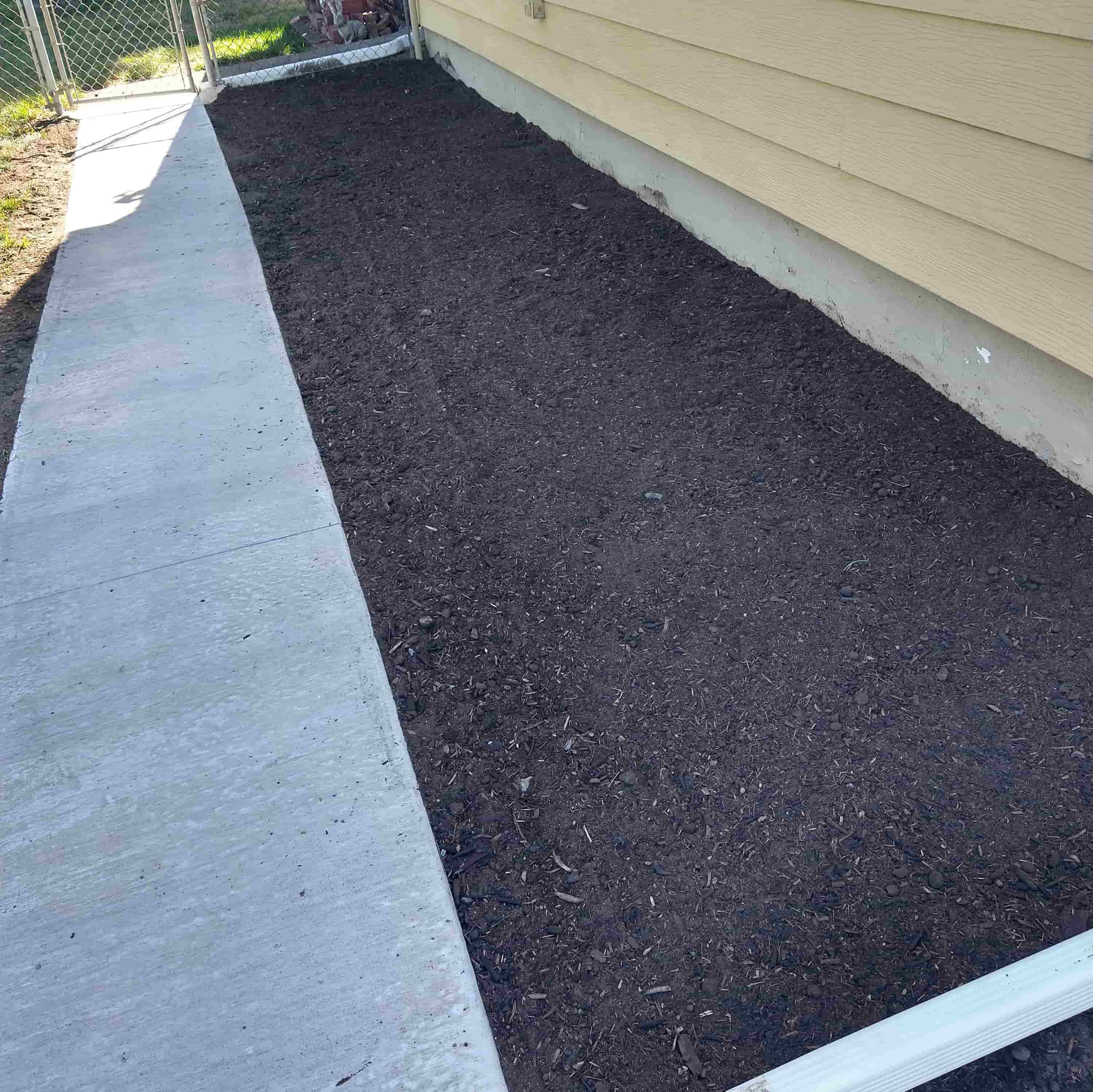 Sidewalk remulching job in Independence MO
